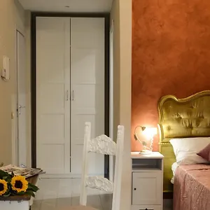 casa-scola-loano.hotelitalianriviera.com/